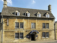 Noel Arms Hotel